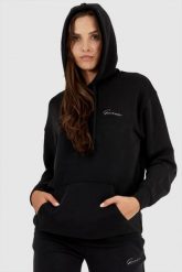 GUESS Czarna bluza damska ze srebrnym logo i kapturem, Rozmiar XS. Czarne bluzy sportowe Guess, s, z aplikacjami, z kapturem. W wyprzedaży za 259.99 zł.