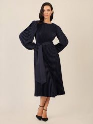 APART Sukienka w kolorze granatowym rozmiar: 40. Niebieskie sukienki Apart, bez wzorów, z tkaniny, bez kołnierzyka, bez ramiączek, midi. Za 305.29 zł.