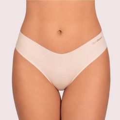Figi damskie bezszwowe beżowe Comfy 3Pak. Brązowe figi GYMBEAM, s, bez wzorów, z elastanu. Za 80.90 zł.