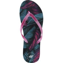 Japonki damskie KLD204 - multikolor 2. Klapki 4f, bez wzorów, z gumy, bez obcasa. W wyprzedaży za 29.99 zł.