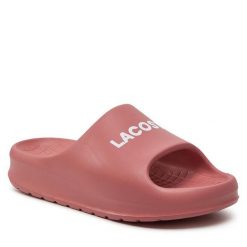 Klapki Lacoste. Czerwone klapki Lacoste, bez wzorów, bez obcasa. Za 239.99 zł.