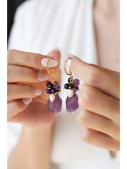 Pierres delicates Pozłacane kolczyki z ametystami rozmiar: onesize. Fioletowe kolczyki Pierres delicates, z ametystem, pozłacane, z zapięciem typu bigiel. Za 91.77 zł.
