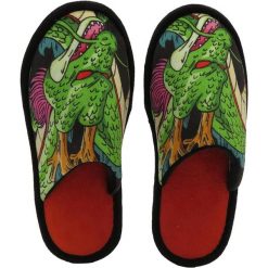 Kapcie Cyp Brands Dragon Ball Shenron. Zielone obuwie domowe SAFTA, bez wzorów, z materiału, bez zapięcia. Za 155.00 zł.