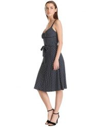 Vive Maria Sukienka "Summer Sailor" w kolorze granatowym rozmiar: XXL. Niebieskie sukienki Vive Maria, xxl, bez wzorów, z tkaniny, bez kołnierzyka, bez ramiączek, midi. Za 136.45 zł.