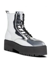 Tommy Jeans Botki Tjw Flatform Zip Up Metallic EN0EN02403 Szary. Szare botki Tommy Jeans, bez wzorów, z jeansu, bez obcasa, na płaskiej podeszwie, bez zapięcia. Za 899.99 zł.