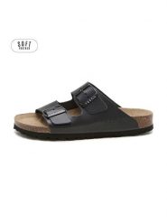 Teegu Klapki w kolorze czarnym rozmiar: 36. Czarne klapki teegu, bez wzorów, z otwartym noskiem, bez obcasa. Za 121.99 zł.