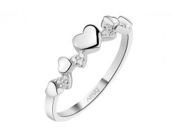 Pierścionek srebrny z cyrkoniami - serca. Szare pierścionki Apart, z cyrkonią, srebrne. Za 159.00 zł.