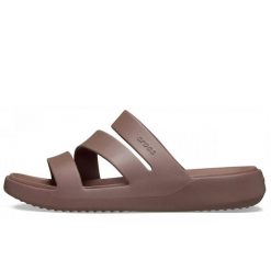 Klapki Crocs Getaway Strappy Z Klapkami Damskie. Brązowe klapki Crocs, bez wzorów, bez obcasa. Za 173.10 zł.