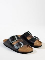 BACKSUN Klapki "Londrina" w kolorze czarnym rozmiar: 38. Czarne klapki Backsun, bez wzorów, z otwartym noskiem, bez obcasa. Za 130.99 zł.