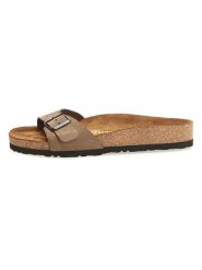 Comfortfusse Skórzane klapki w kolorze beżowym rozmiar: 39. Brązowe klapki Comfortfüße, bez wzorów, z nubiku, z otwartym noskiem, bez obcasa. Za 255.34 zł.