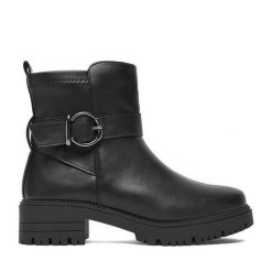 Botki Clara Barson. Czarne botki Clara Barson, bez wzorów, bez obcasa, na płaskiej podeszwie, bez zapięcia. Za 159.99 zł.