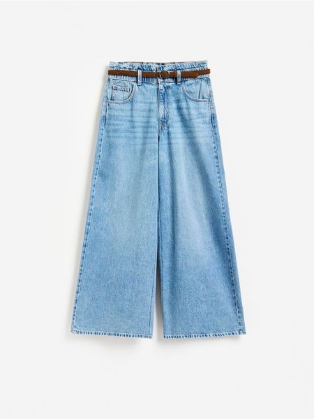 Jeansy wide leg z paskiem - niebieski. Niebieskie jeansy Reserved, bez wzorów. Za 159.99 zł.