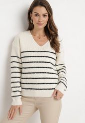 Beżowo-Czarny Pasiasty Sweter z Dekoltem w Serek Zdobiony Cekinami Tegiop. Brązowe swetry Born2be, m, z aplikacjami, bez ramiączek. W wyprzedaży za 135.99 zł.