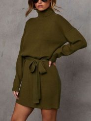 LA Angels Sukienka w kolorze khaki rozmiar: S. Brązowe sukienki LA Angels, s, bez wzorów, ze splotem, bez kołnierzyka, bez ramiączek, mini. Za 214.70 zł.