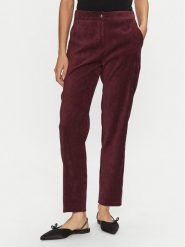 Artigli Spodnie materiałowe ACPA000633 Bordowy Regular Fit. Czerwone spodnie materiałowe Artigli, bez wzorów, z materiału. Za 259.99 zł.