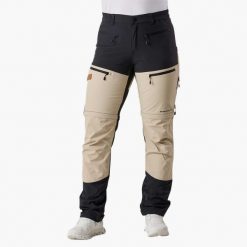 Spodnie Wędrówki damska Swedemount Lofoten Stretch Zip-Off Pants wodoodporna. Czarne spodnie sportowe SWEDEMOUNT, bez wzorów, z tkaniny, trekkingowe. Za 449.99 zł.