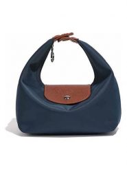 SUVRAI Torebka w kolorze granatowym - 20 x 23 x 11 cm rozmiar: onesize. Niebieskie torby na ramię SUVRAI, bez wzorów, z materiału, na ramię, bez dodatków. Za 108.99 zł.