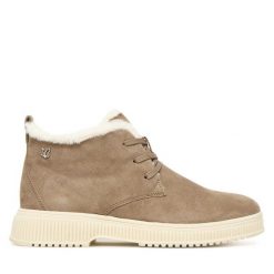 Botki Caprice. Brązowe botki Caprice, bez wzorów, bez obcasa, na płaskiej podeszwie, bez zapięcia. Za 489.99 zł.