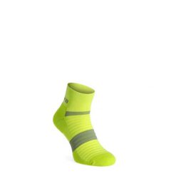 Skarpety biegowe Inov-8 Active Mid Sock. Zielone skarpety Inov-8, bez wzorów. Za 54.99 zł.