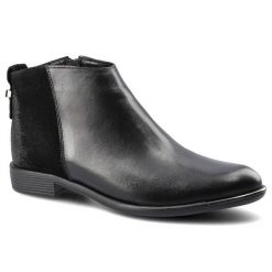 Czarne Botki Carinii Damskie Wygodne Buty. Czarne botki Carinii, z aplikacjami, z materiału, bez obcasa, na płaskiej podeszwie, bez zapięcia. Za 289.00 zł.