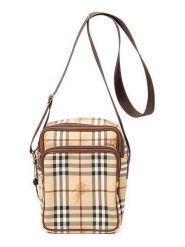Burberry Torebka w kolorze jasnobrązowo-beżowym - 18 x 23 x 9 cm rozmiar: onesize. Brązowe torby na ramię Burberry, bez wzorów, z materiału, na ramię, bez dodatków. Za 2,827.99 zł.