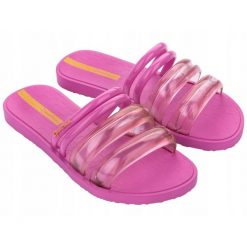 Klapki dla kobiet Ipanema PUFFER TIRAS FEM. Czerwone klapki Ipanema, bez wzorów, bez obcasa. Za 94.99 zł.