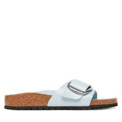 Klapki Birkenstock. Niebieskie klapki Birkenstock, bez wzorów, bez obcasa. Za 629.99 zł.