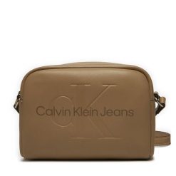 Torebka Calvin Klein Jeans. Brązowe listonoszki Calvin Klein Jeans, bez wzorów, z jeansu, bez dodatków. Za 149.99 zł.