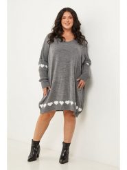 Curvy Lady Sukienka dzianinowa w kolorze szarym rozmiar: 40/42. Szare sukienki Curvy Lady, bez wzorów, z dzianiny, klasyczne, bez kołnierzyka, bez ramiączek, midi. Za 117.17 zł.