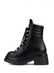 Loft37 Skórzane botki w kolorze czarnym rozmiar: 40. Czarne botki loft37, bez wzorów, ze skóry, bez obcasa, bez zapięcia. Za 587.99 zł.