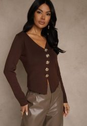 Brązowy Sweter z Wiskozą i Ozdobnymi Guzikami Zetisse. Brązowe swetry Renee, m, bez wzorów, z jeansu, bez ramiączek. Za 89.99 zł.