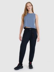 4F Spodnie casual damskie - czarne XXL. Czarne spodnie materiałowe 4f, na co dzień, l, bez wzorów, z materiału. Za 189.99 zł.
