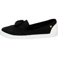 SLIP ON Czarne tenisówki damskie BALADA B794-1. Trampki Balada. W wyprzedaży za 40.00 zł.