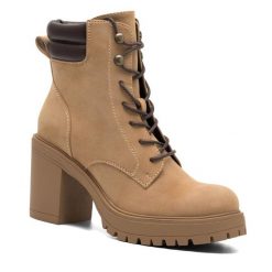 Botki Clara Barson. Brązowe botki Clara Barson, bez wzorów, bez obcasa, na słupku, bez zapięcia. Za 111.99 zł.
