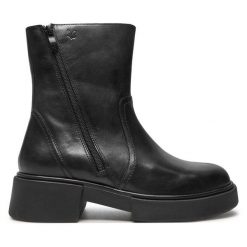 Botki Caprice. Czarne botki Caprice, bez wzorów, bez obcasa, na płaskiej podeszwie, bez zapięcia. Za 599.99 zł.