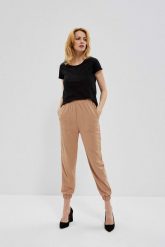 Spodnie jogger. Brązowe spodnie dresowe MOODO, xs, bez wzorów, z dresówki, z podwyższonym stanem. W wyprzedaży za 34.99 zł.