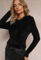 Czarny Sweter z Puchatej Dzianiny z Trójkątnym Dekoltem Bouse. Czarne swetry Renee, bez wzorów, z dzianiny, bez ramiączek. Za 54.99 zł.