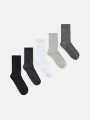 Skarpetki 5 pack - szary. Szare skarpety Reserved, bez wzorów. Za 49.99 zł.