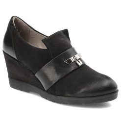 Czarne Półbuty Lemar Wygodne Buty Na Koturnie. Czarne czółenka Lemar, bez wzorów, z nubiku, bez obcasa, na koturnie, bez zapięcia. Za 189.00 zł.