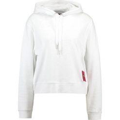 Calvin Klein Jeans HARRISON TRUE ICON HOODY Bluza z kapturem bright white. Białe bluzy sportowe Calvin Klein Jeans, xs, z bawełny, z kapturem. W wyprzedaży za 374.25 zł.