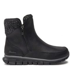 Botki Skechers. Czarne botki Skechers, bez wzorów, bez obcasa, na płaskiej podeszwie, bez zapięcia. Za 339.99 zł.