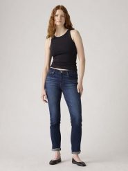 Levi's Dżinsy - Boyfriend fit - w kolorze granatowym rozmiar: W29/L27. Niebieskie jeansy Levi's®, l, z aplikacjami. Za 223.45 zł.