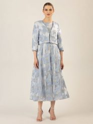 APART Bolerko w kolorze kremowo-błękitnym rozmiar: 44. Brązowe swetry Apart, bez wzorów, bez ramiączek. Za 208.99 zł.