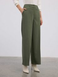 BGN Spodnie w kolorze zielonym rozmiar: 38. Zielone spodnie materiałowe BGN, na imprezę, bez wzorów, z materiału, z podwyższonym stanem. Za 131.43 zł.