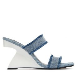 Klapki KARL LAGERFELD. Niebieskie klapki KARL LAGERFELD, bez wzorów, bez obcasa. Za 689.99 zł.