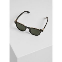 Okulary przeciwsłoneczne urban classic italy z łańcuszkiem. Czarne okulary przeciwsłoneczne Urban Classics, bez wzorów, eleganckie. Za 142.00 zł.