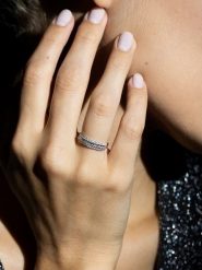 DIAMANTA Złoty pierścionek "Signs" z diamentami rozmiar: 52. Szare pierścionki DIAMANTA, z diamentem, złote. Za 1,700.66 zł.