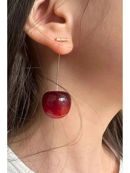 Heliophilia Kolczyki rozmiar: onesize. Czerwone kolczyki Heliophilia, z mosiądzu. Za 39.99 zł.