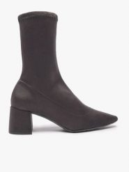 Szare elastyczne botki nad kostkę. Szare botki Ryłko, bez wzorów, z tkaniny, bez obcasa, na obcasie, bez zapięcia. Za 429.99 zł.