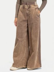 Adidas Spodnie materiałowe Corduroy Sst KD8782 Brązowy Wide Leg. Brązowe spodnie materiałowe Adidas, l, bez wzorów, z bawełny. Za 529.99 zł.